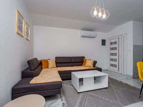 Apartment in the center of Bar for rent – MB99