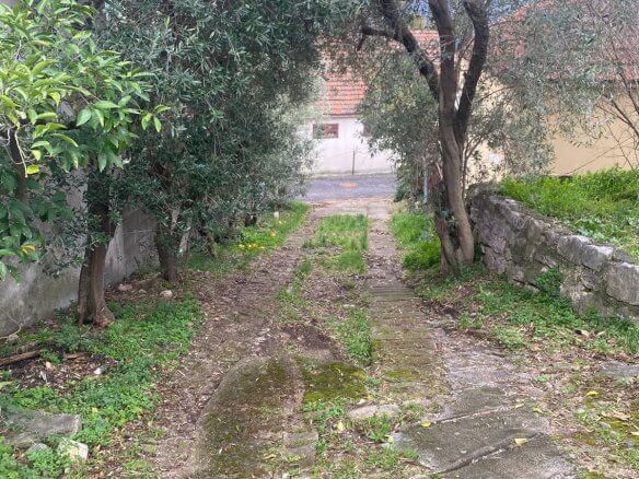 Old house in Popovići/ Bar for sale – BHK133