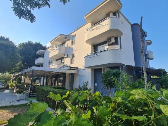 Apartment house for sale in Ulcinj – UlHK25