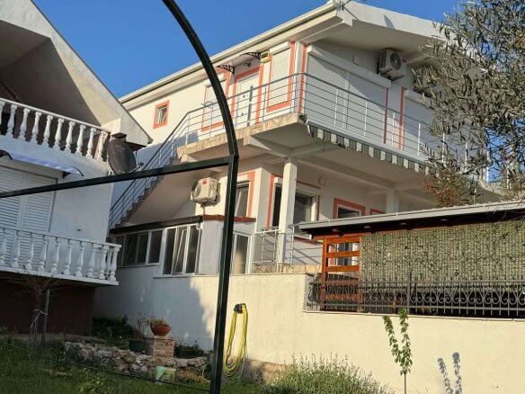 Haus in Belo Brdo – Utjeha (Bar) zu verkaufen – UHK28