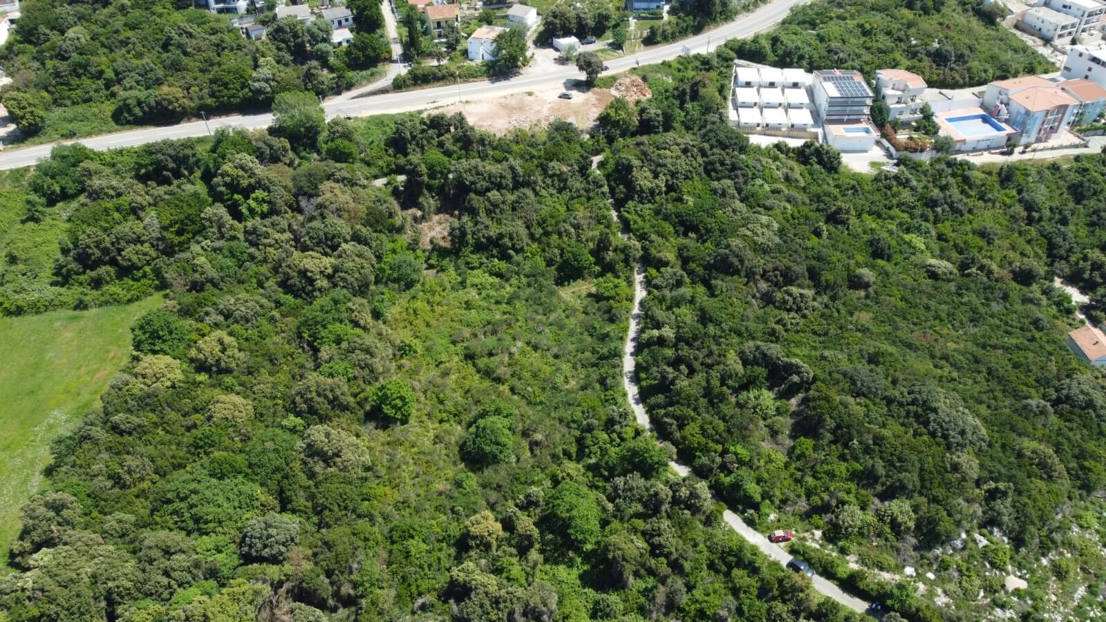 Urbanisiertes Grundstück in Utjeha – U14