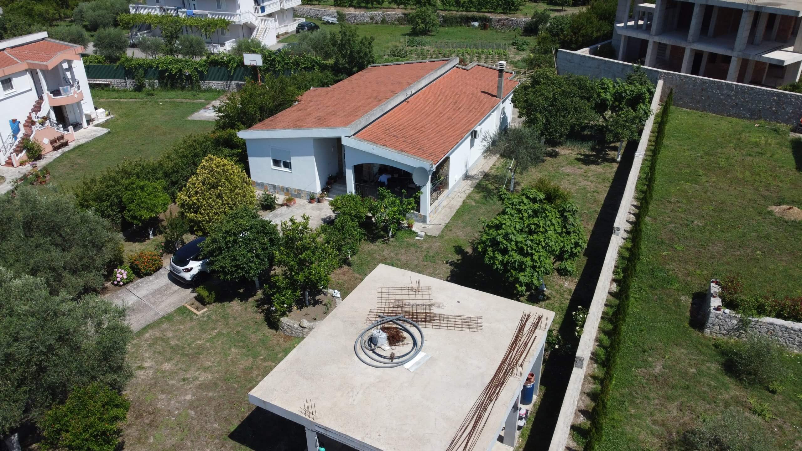 Charmantes Einfamilienhaus mit großem Grundstück in Bar/ Čeluga zum Kauf – BHK140