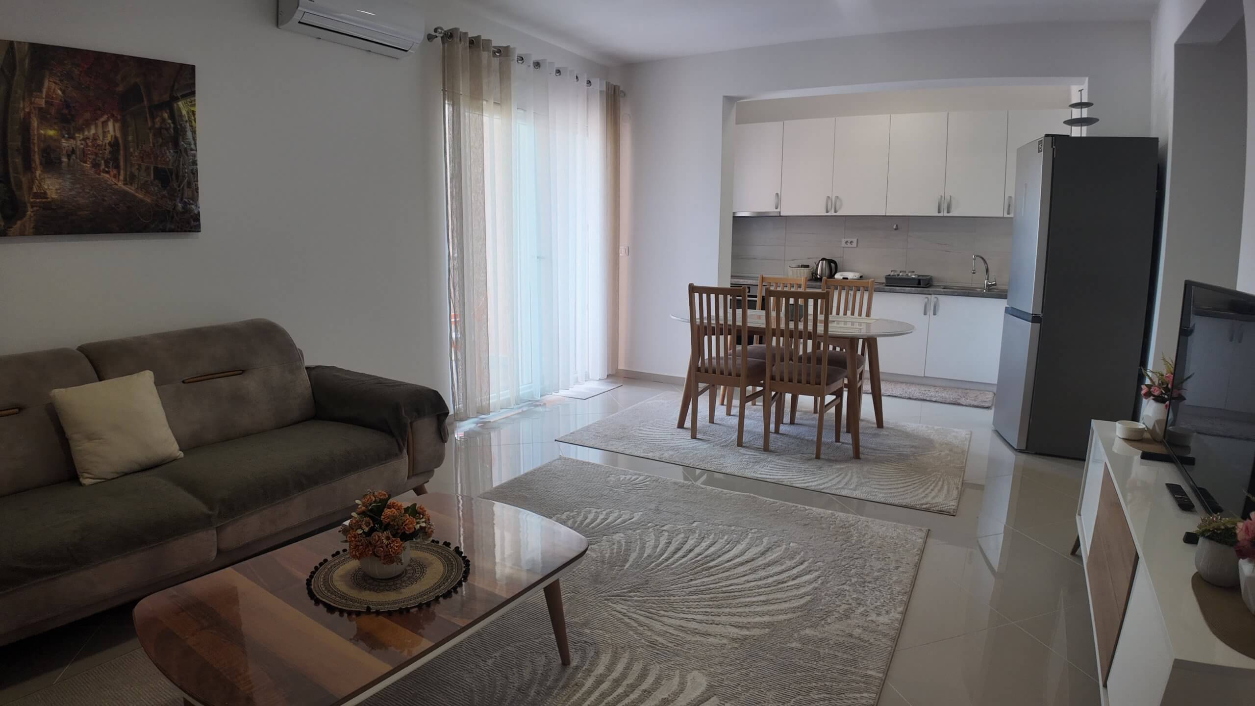 Moderne 2-Zimmer-Wohnung zur Langzeitmiete in Bar – Makedonsko – MB109