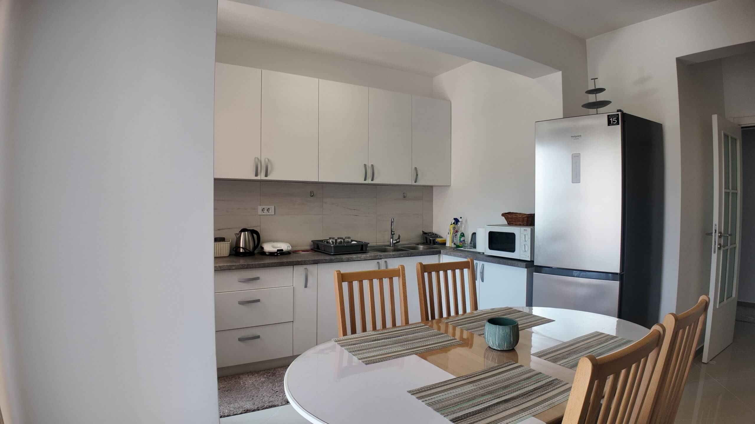 Moderne 2-Zimmer-Wohnung zur Langzeitmiete in Bar – Makedonsko – MB109