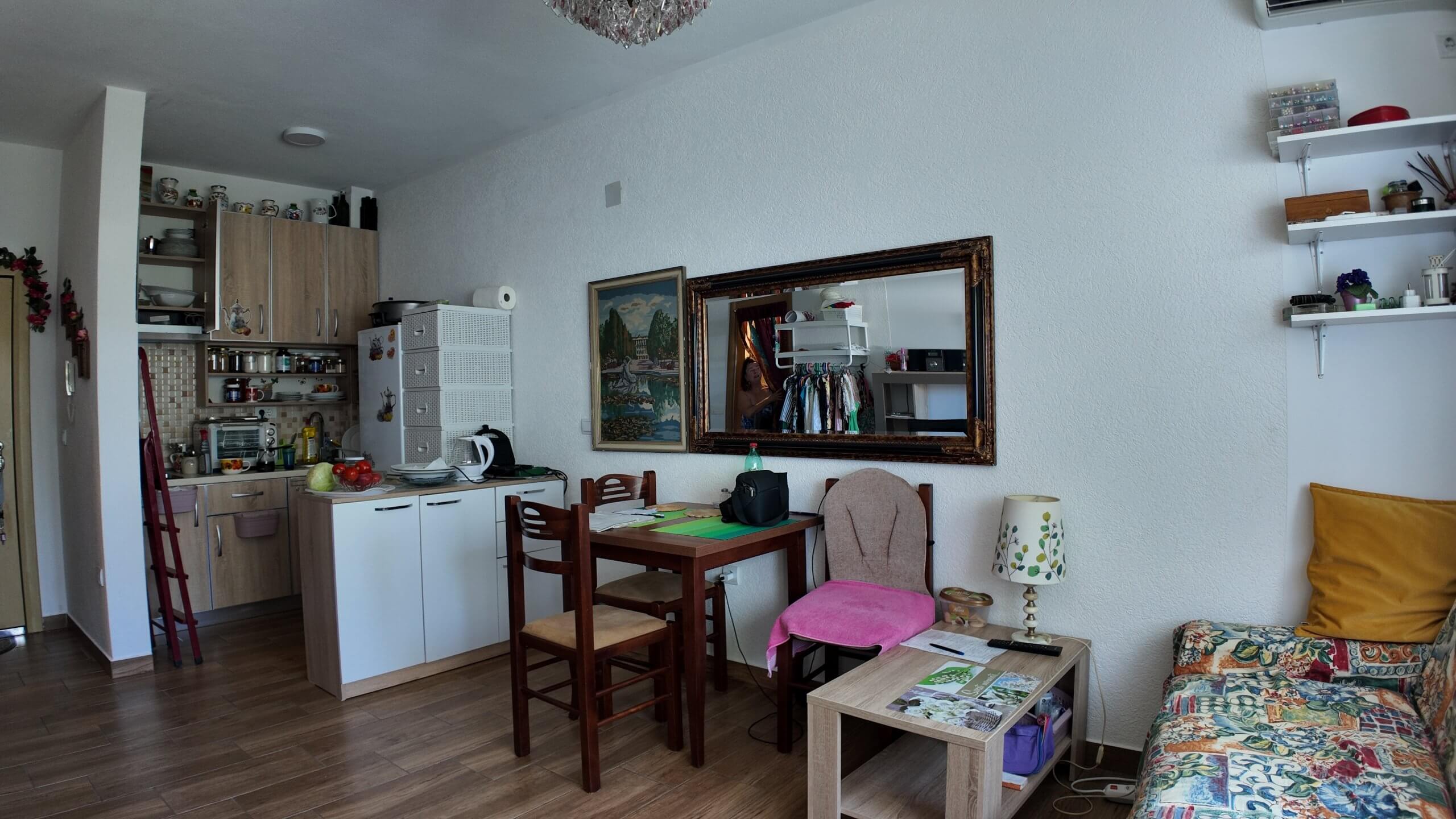 Apartment mit Meerblick in bester Lage von Sutomore – nur 70 Meter zum Strand – SWK01