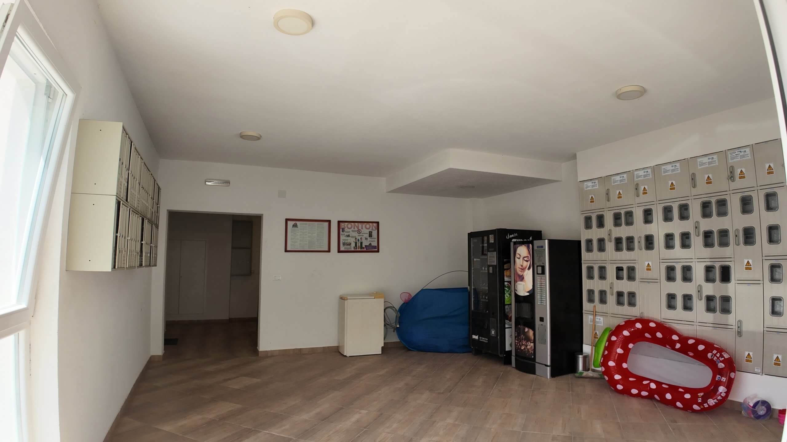 Apartment mit Meerblick in bester Lage von Sutomore – nur 70 Meter zum Strand – SWK01