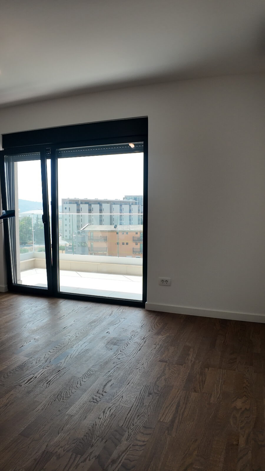 2-Zimmer-Neubau-Wohnung zum Verkauf in Ilino/ Bar – BWK47