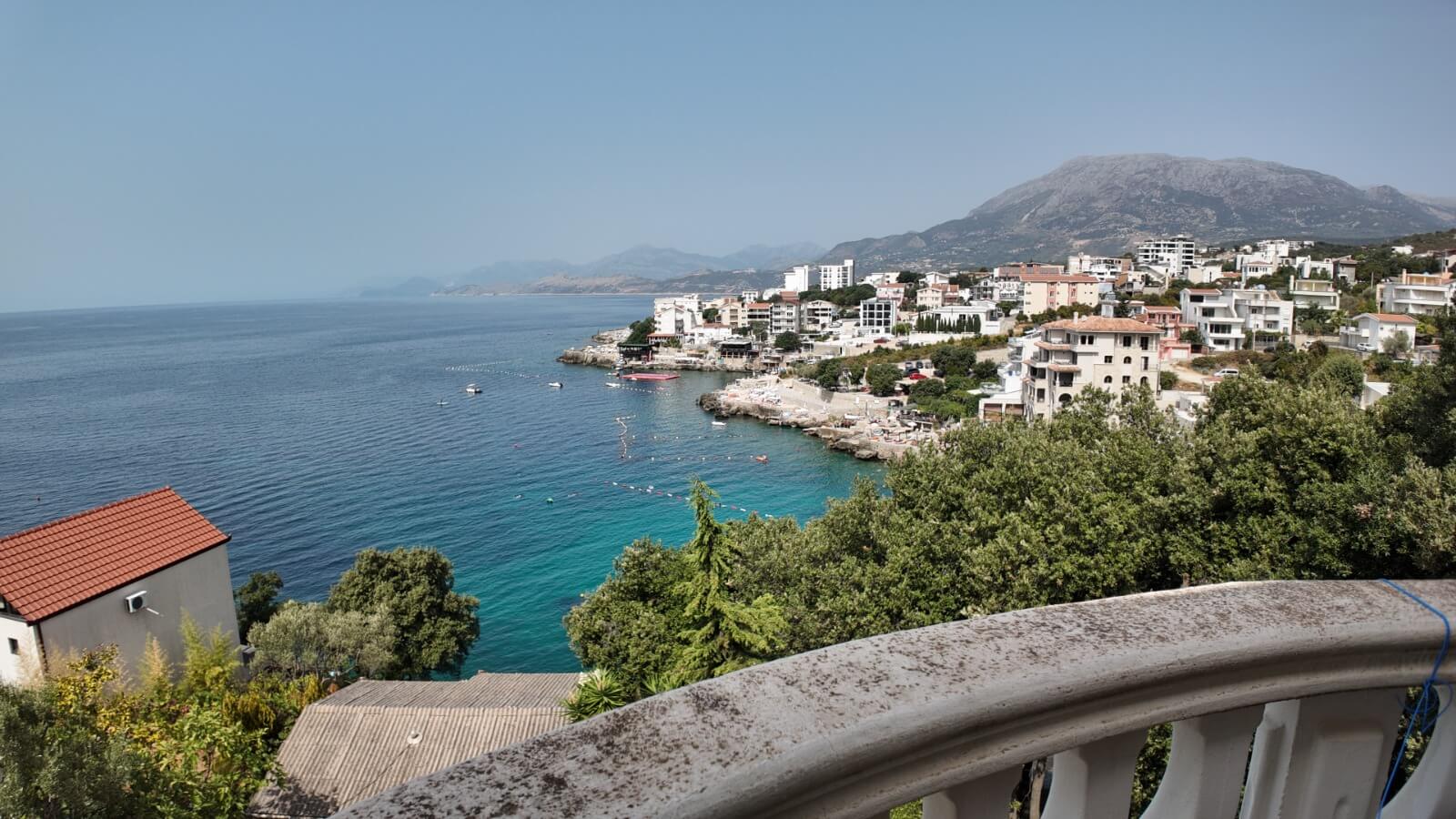 Legalisierte Villa erste Linie am Meer mit Meerzugang in Kruće/ Bar zum Kauf – BHK141