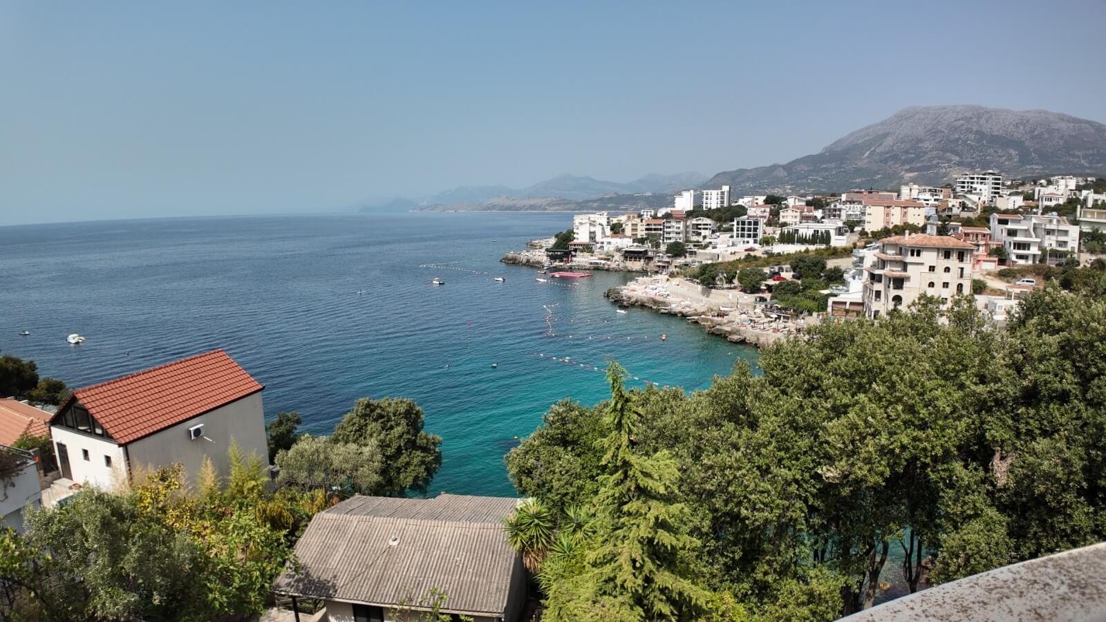 Legalisierte Villa erste Linie am Meer mit Meerzugang in Kruće/ Bar zum Kauf – BHK141