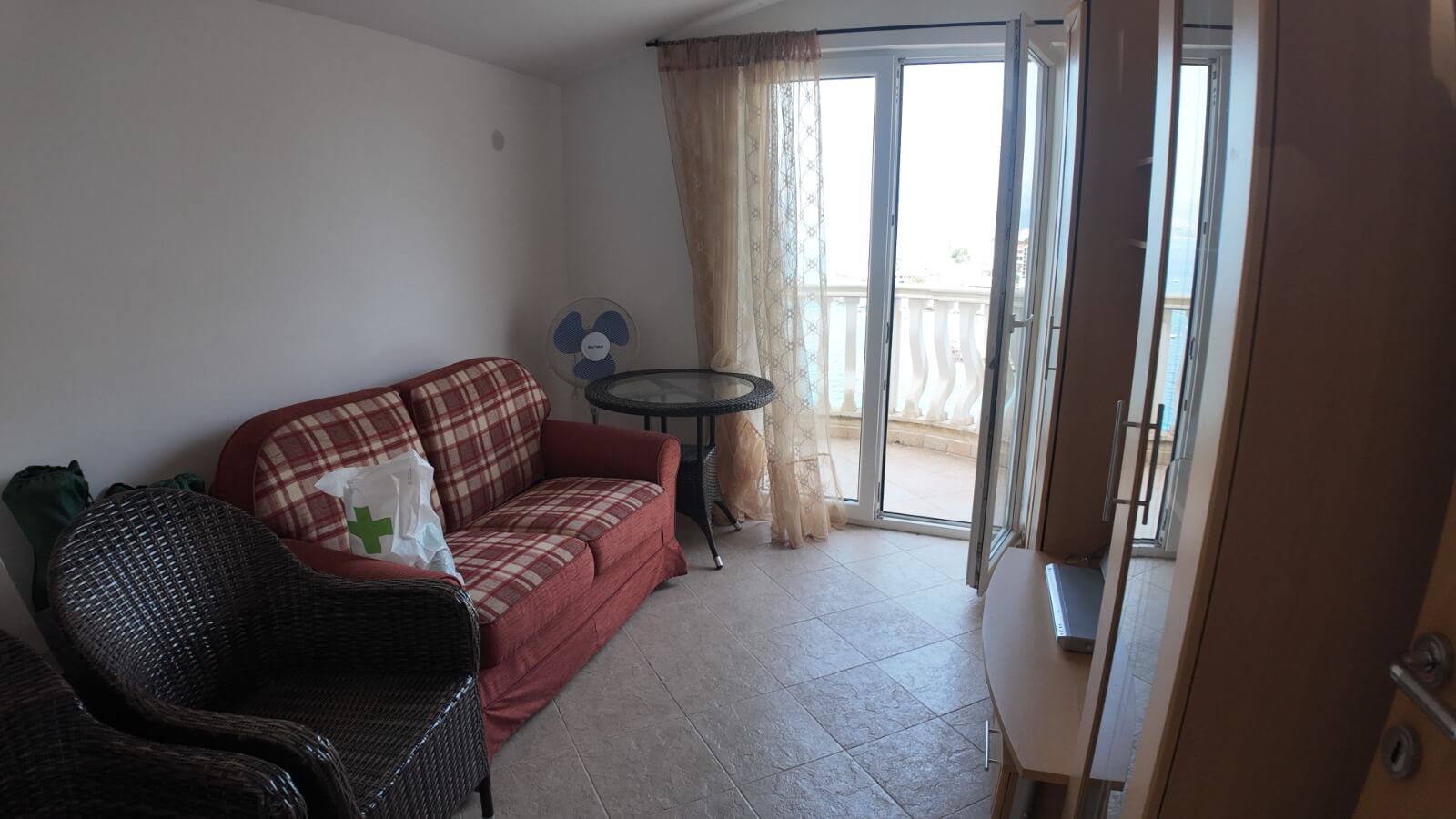 Legalisierte Villa erste Linie am Meer mit Meerzugang in Kruće/ Bar zum Kauf – BHK141