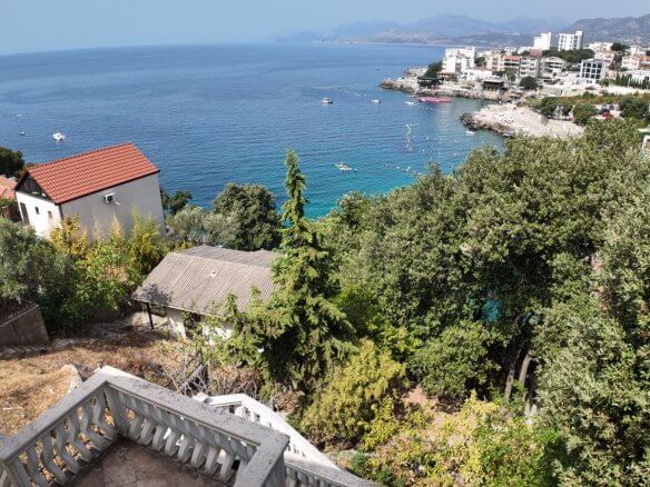Legalisierte Villa erste Linie am Meer mit Meerzugang in Kruće/ Bar zum Kauf – BHK141