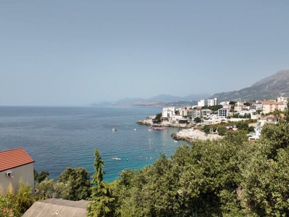 Legalisierte Villa erste Linie am Meer mit Meerzugang in Kruće/ Bar zum Kauf – BHK141