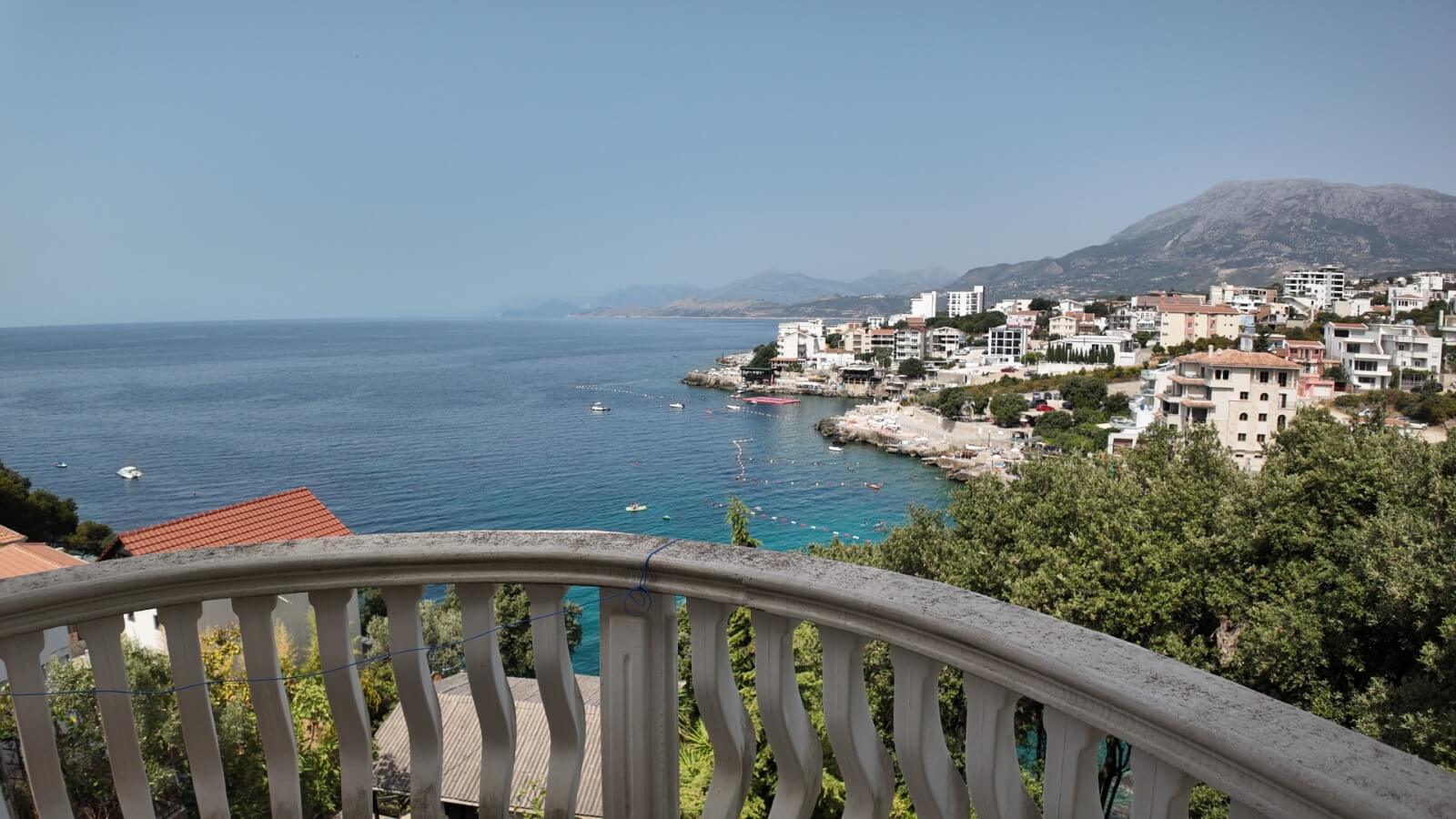 Legalisierte Villa erste Linie am Meer mit Meerzugang in Kruće/ Bar zum Kauf – BHK141
