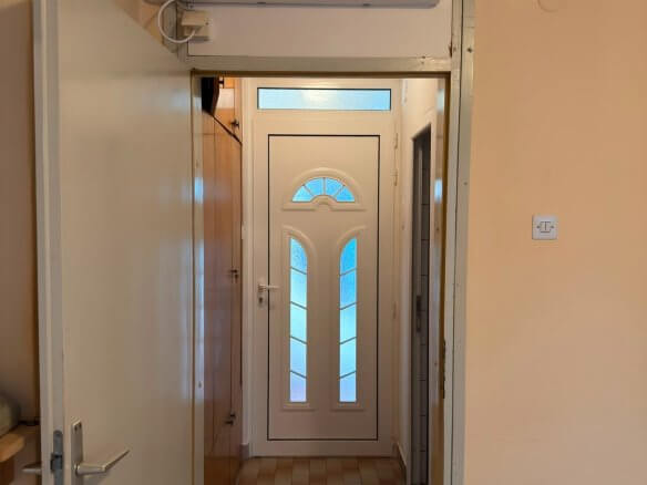 2-Zimmer-Wohnung mit Meerblick in Petrovac zum Kauf – PeWK5