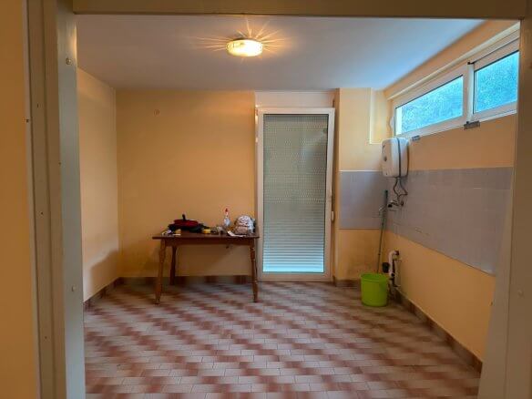 2-Zimmer-Wohnung mit Meerblick in Petrovac zum Kauf – PeWK5