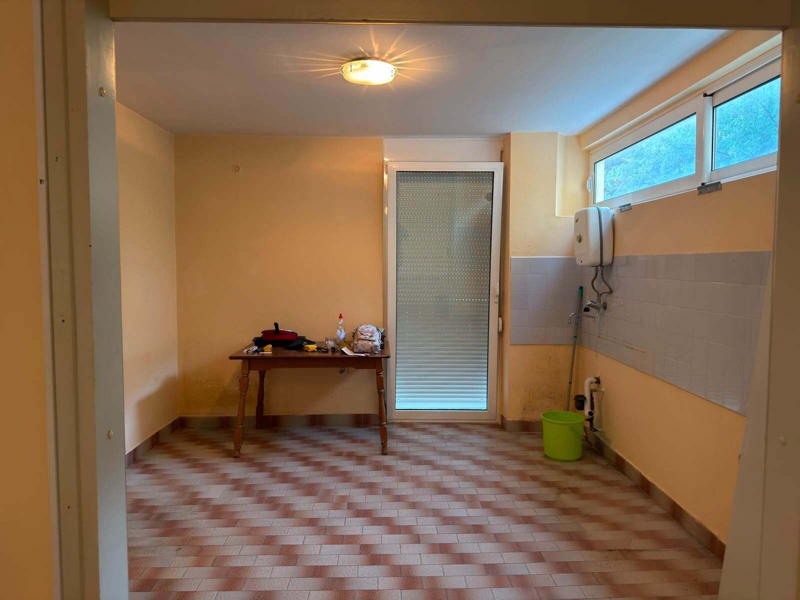 2-Zimmer-Wohnung mit Meerblick in Petrovac zum Kauf – PeWK5