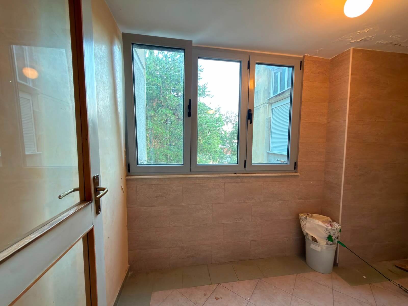 2-Zimmer-Wohnung mit Meerblick in Petrovac zum Kauf – PeWK5