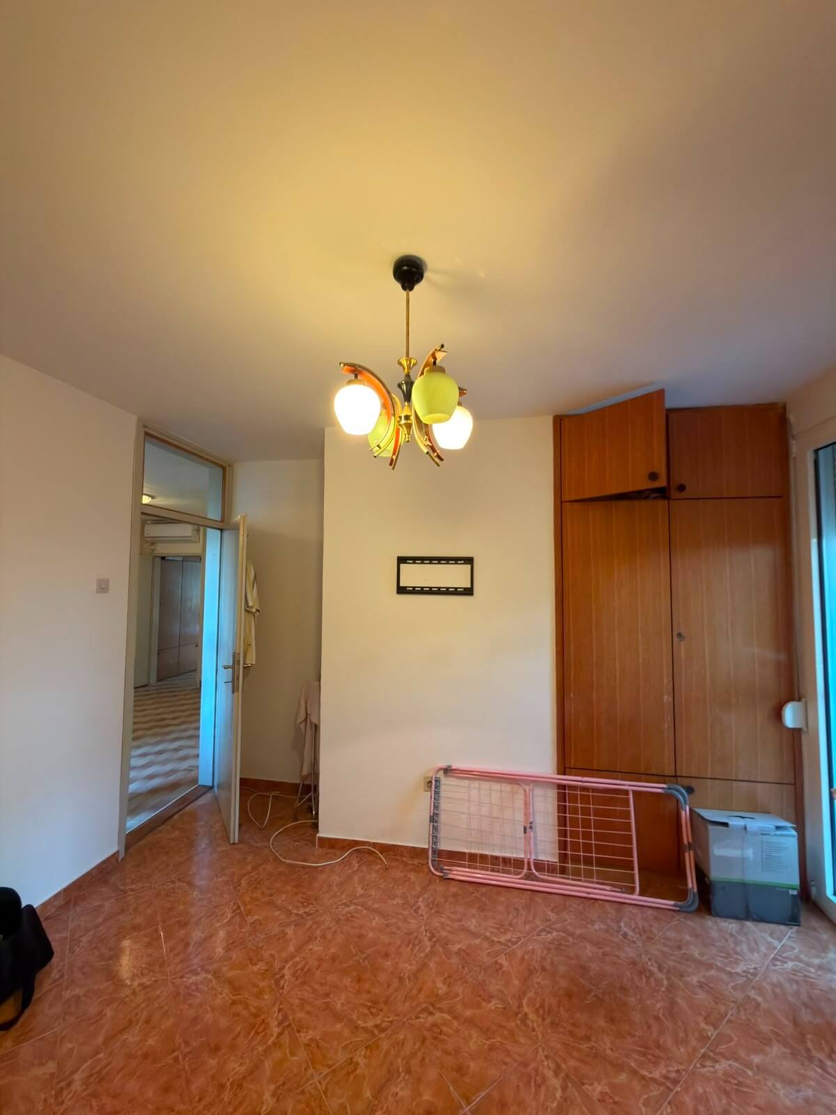 2-Zimmer-Wohnung mit Meerblick in Petrovac zum Kauf – PeWK5