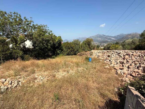 Grundstück in Gornje Zaljevo/ Bar zum Kauf – B99