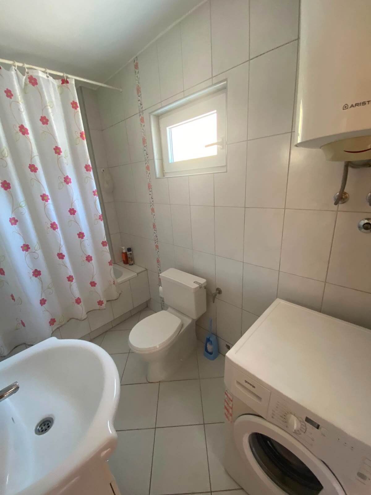 Großzügige Duplex-Wohnung mit 3 Schlafzimmern und Garten in Bjeliši/Bar zur Miete – MB111