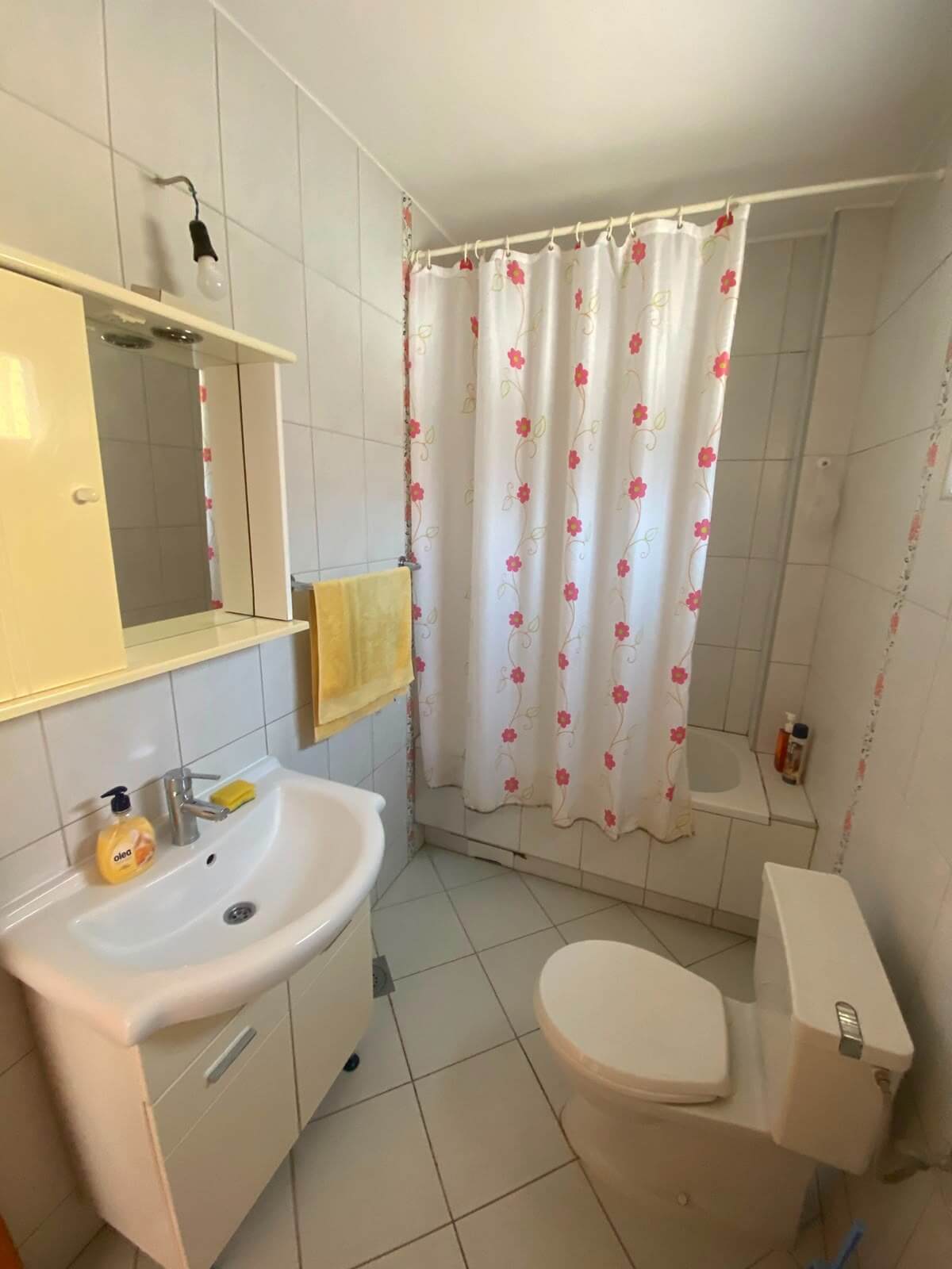 Großzügige Duplex-Wohnung mit 3 Schlafzimmern und Garten in Bjeliši/Bar zur Miete – MB111
