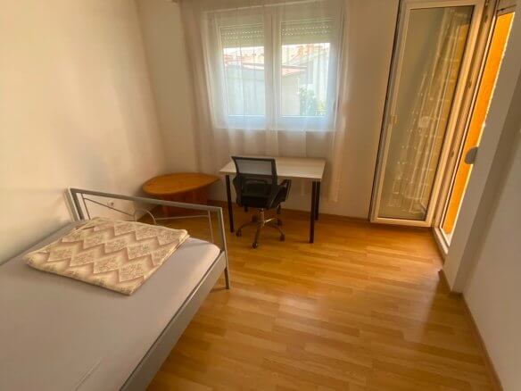 Großzügige Duplex-Wohnung mit 3 Schlafzimmern und Garten in Bjeliši/Bar zur Miete – MB111