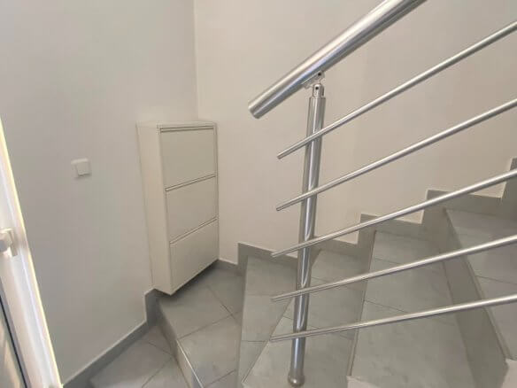 Großzügige Duplex-Wohnung mit 3 Schlafzimmern und Garten in Bjeliši/Bar zur Miete – MB111