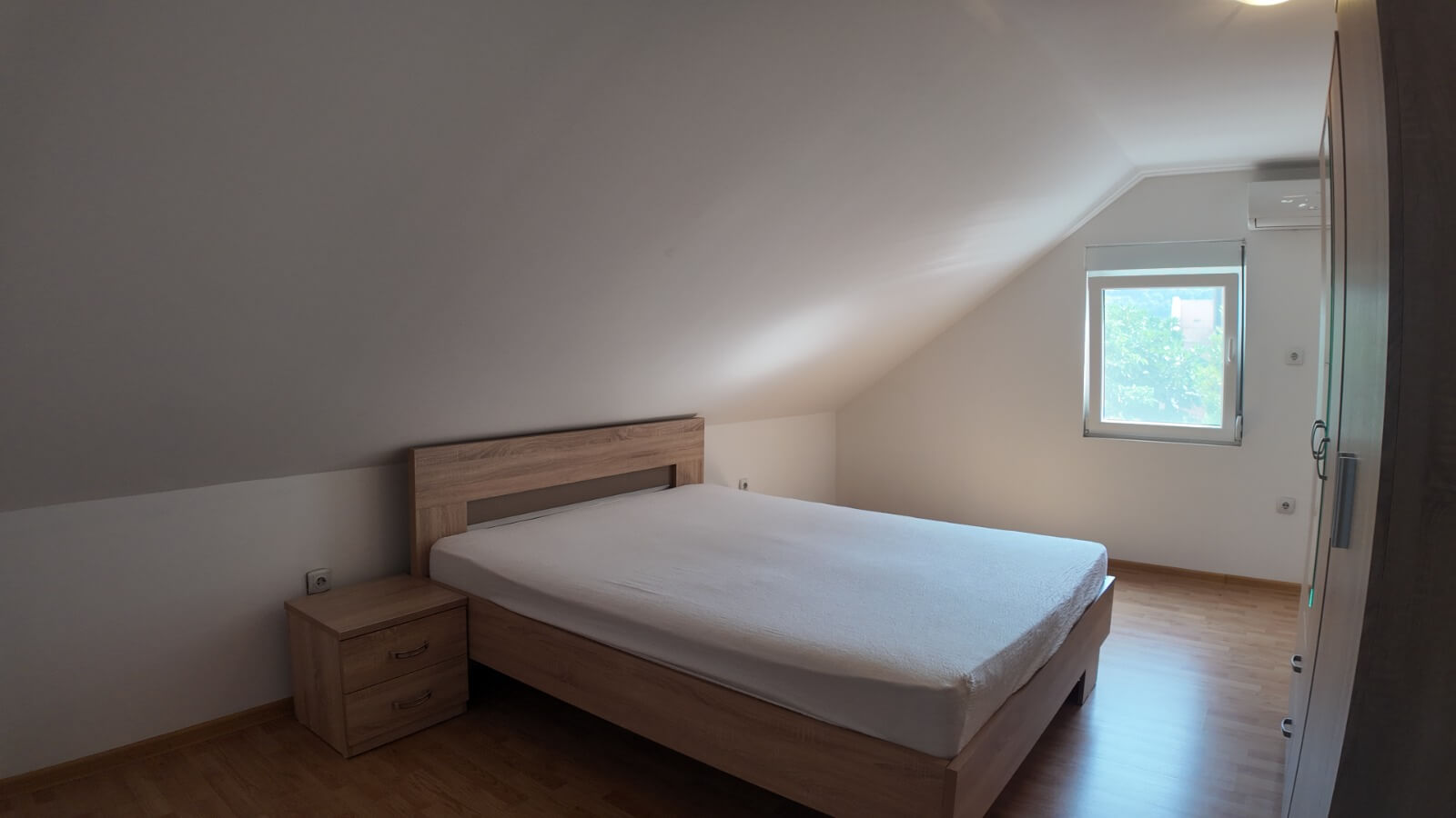 Möbliertes Haus mit 3 Schlafzimmern und Hof in Polje/ Bar zur Miete – MB112