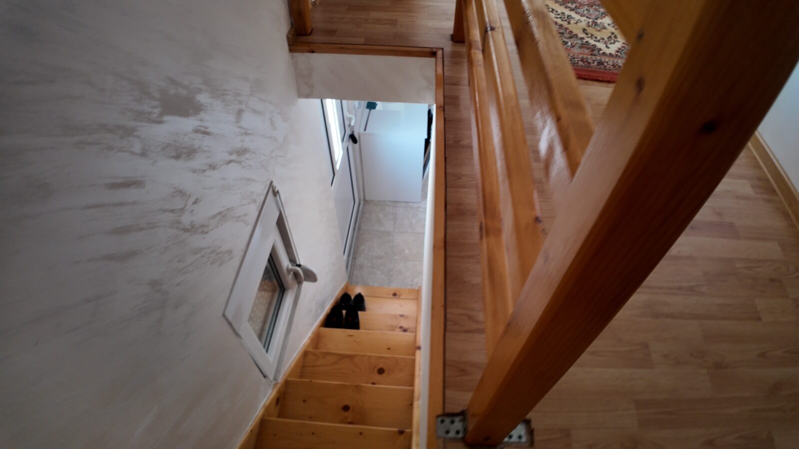 Möbliertes Haus mit 3 Schlafzimmern und Hof in Polje/ Bar zur Miete – MB112