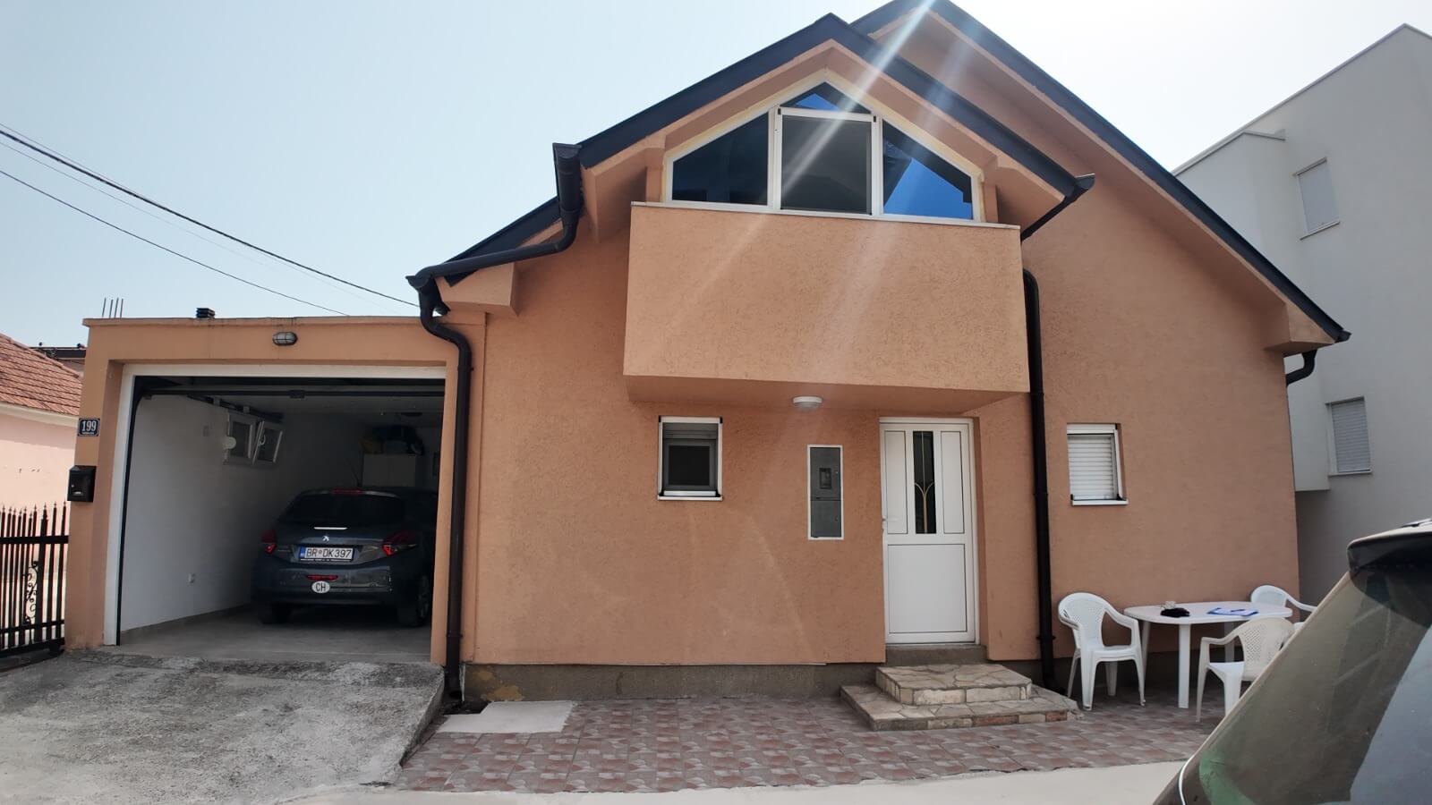 Möbliertes Haus mit 3 Schlafzimmern und Hof in Polje/ Bar zur Miete – MB112