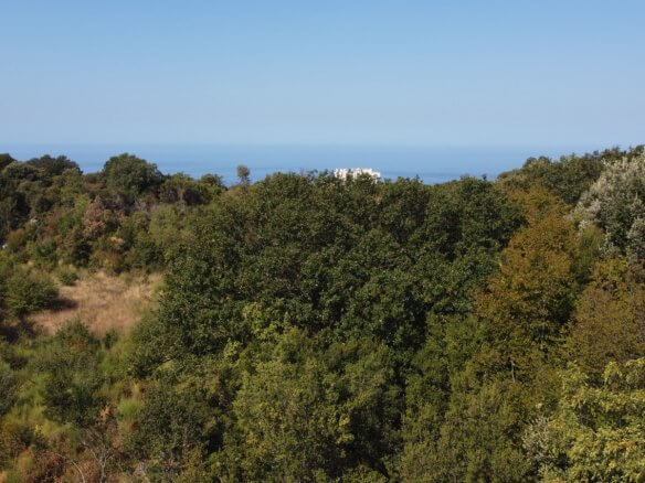 Urbanisiertes Grundstück mit Meer- und Bergblick in Kunje bei Bar