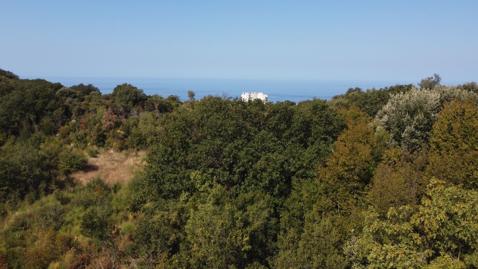 Urbanisiertes Grundstück mit Meer- und Bergblick in Kunje bei Bar