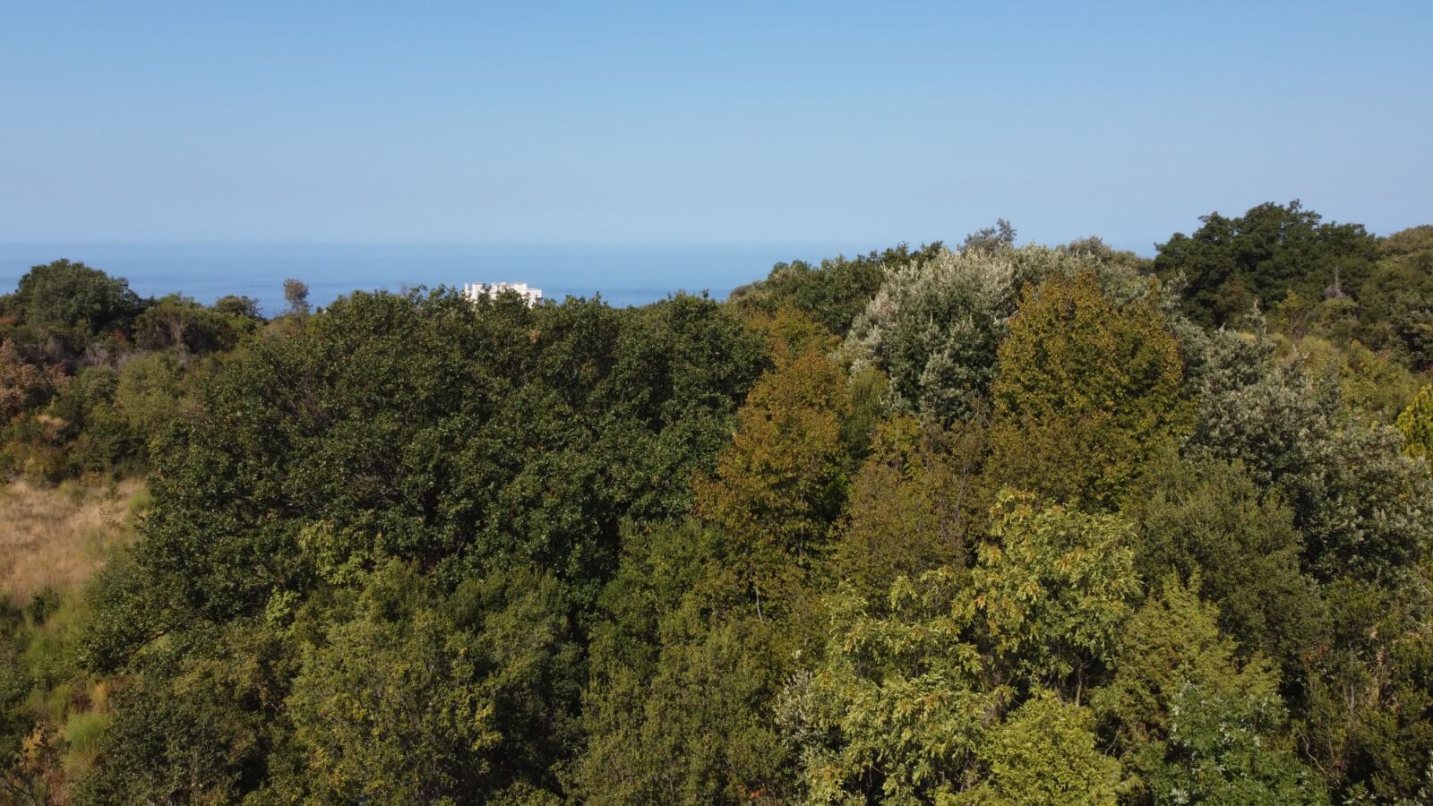 Urbanisiertes Grundstück mit Meer- und Bergblick in Kunje bei Bar