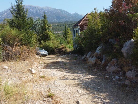 Urbanisiertes Grundstück mit Meer- und Bergblick in Kunje bei Bar