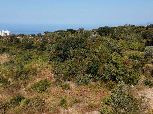 Urbanisiertes Grundstück mit Meer- und Bergblick in Kunje bei Bar