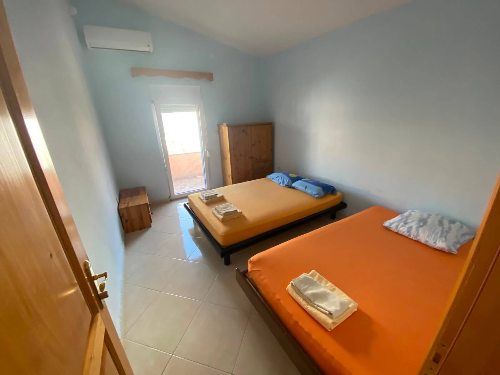 Großzügige 3-Schlafzimmer-Wohnung mit Garten und Garage in Šušanj/ Bar zur Miete – MB113