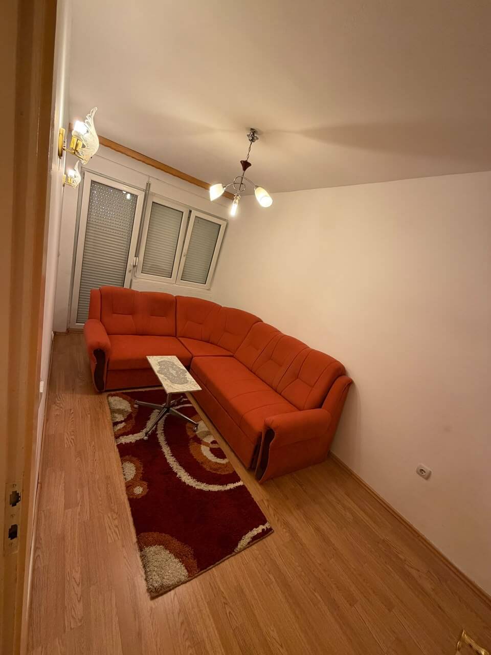 Möblierte 2-Schlafzimmer-Wohnung mit zwei Terrassen in Podgorica/ Stari Aerodrom zur Miete – MP2