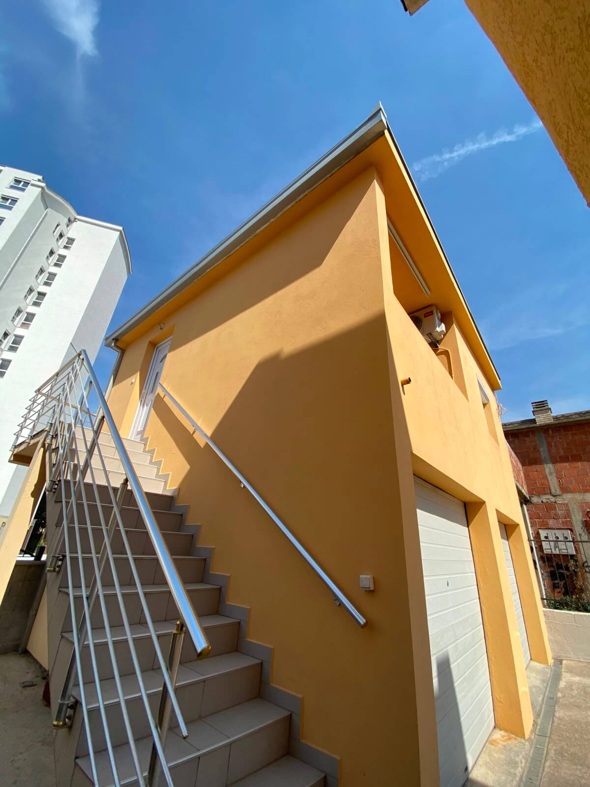 Möblierte 1-Schlafzimmer-Wohnung mit Garage in Bjeliši/ Bar zur Miete – MB114