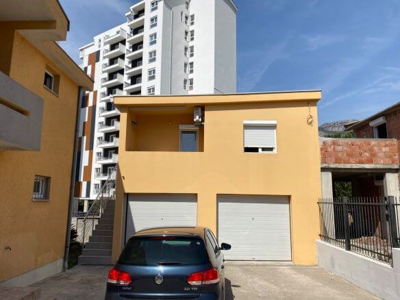 Möblierte 1-Schlafzimmer-Wohnung mit Garage in Bjeliši/ Bar zur Miete – MB114