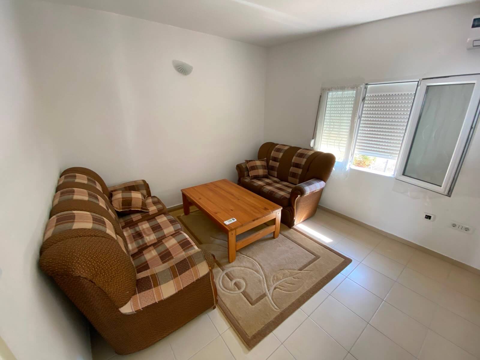Möblierte 1-Schlafzimmer-Wohnung mit Garage in Bjeliši/ Bar zur Miete – MB114