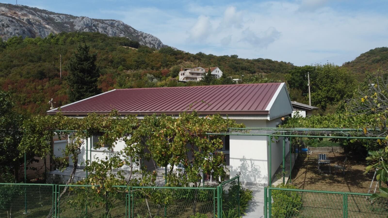 Legalisiertes Haus in Sutomore zum Kauf – SHK25