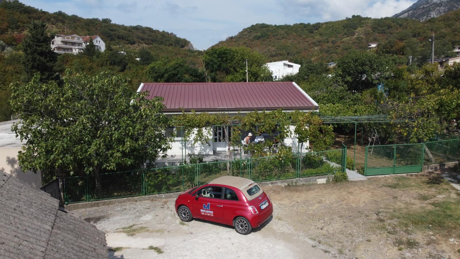 Legalisiertes Haus in Sutomore zum Kauf – SHK25