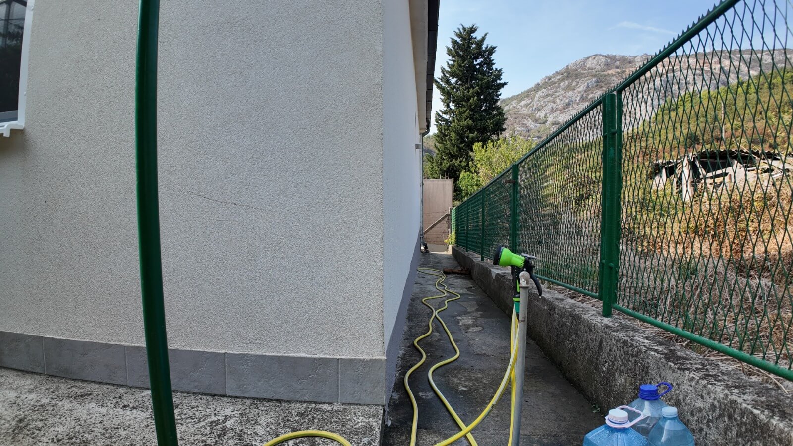 Legalisiertes Haus in Sutomore zum Kauf – SHK25