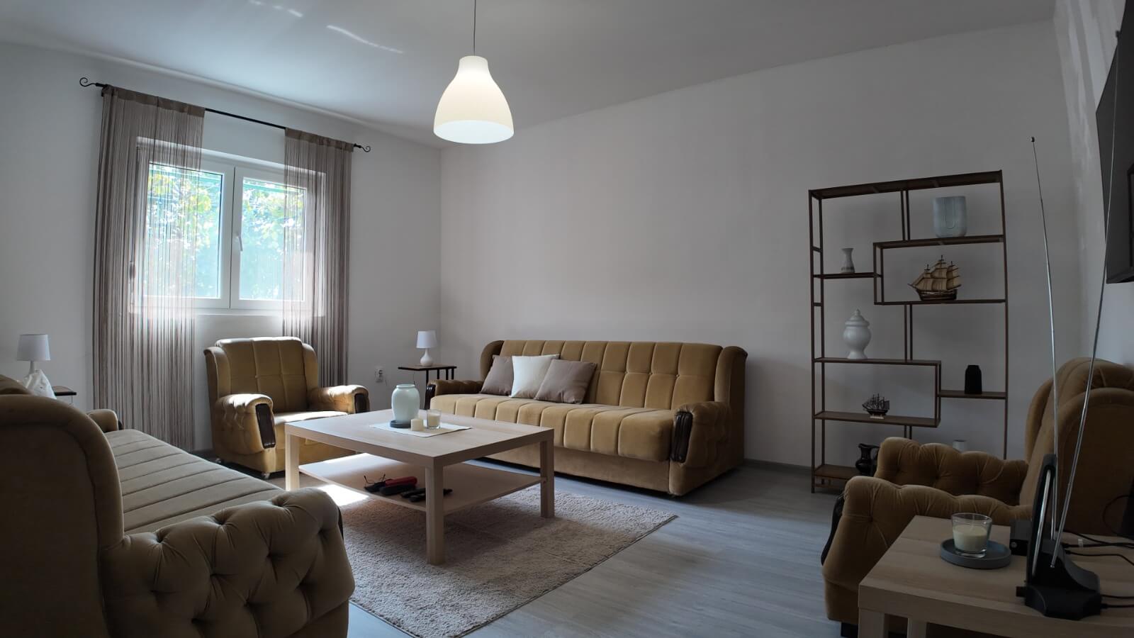 Legalisiertes Haus in Sutomore zum Kauf – SHK25