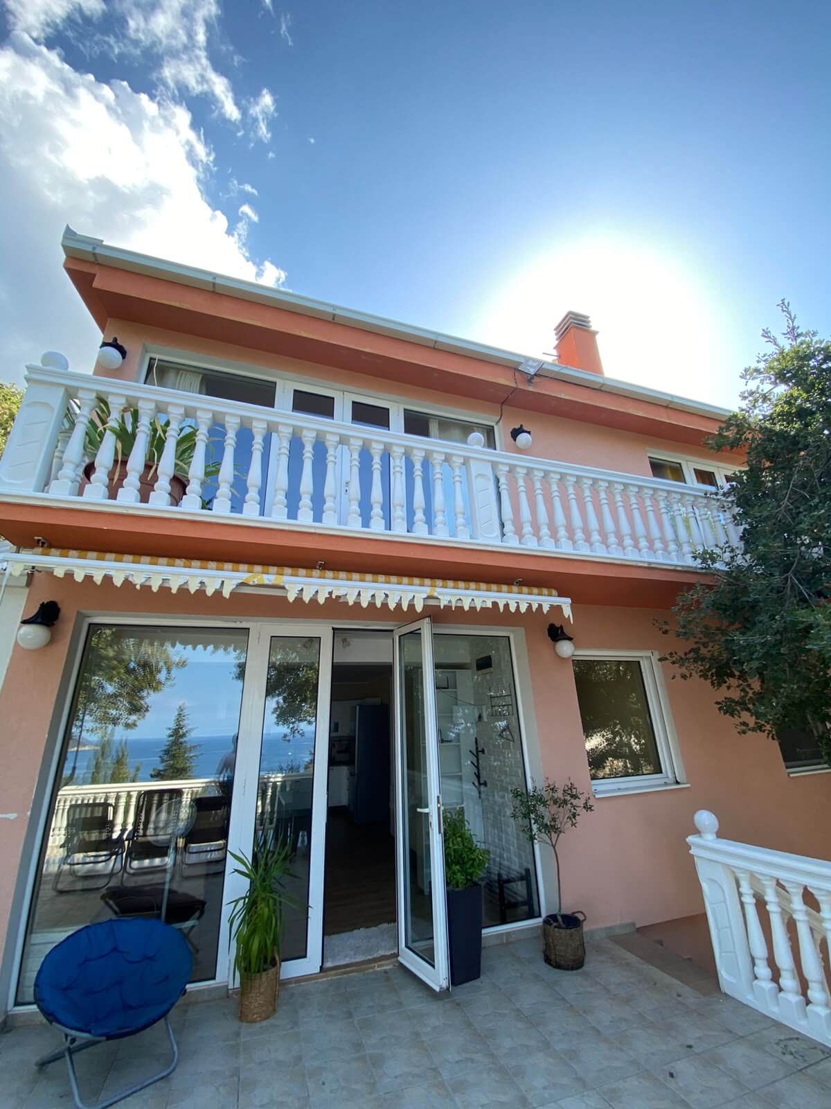 Schöne Villa mit Einliegerwohnung und Traum-Meerblick in Ratac/Bar zum Kauf – BHK142