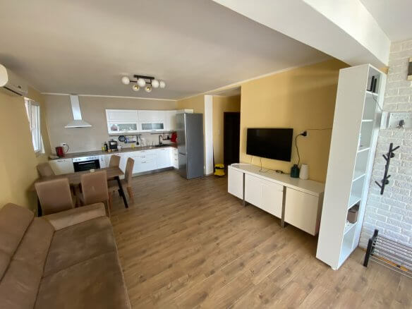 Schöne Villa mit Einliegerwohnung und Traum-Meerblick in Ratac/Bar zum Kauf – BHK142