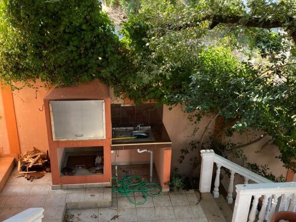 Schöne Villa mit Einliegerwohnung und Traum-Meerblick in Ratac/Bar zum Kauf – BHK142
