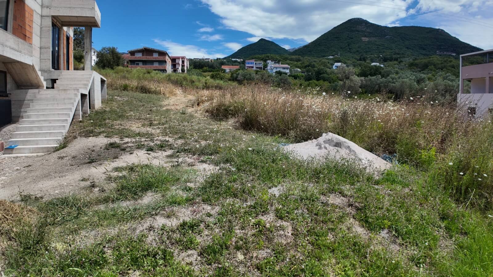 Großzügiges Grundstück mit Meerblick in Bjeliši/ Bar zum Kauf – B100