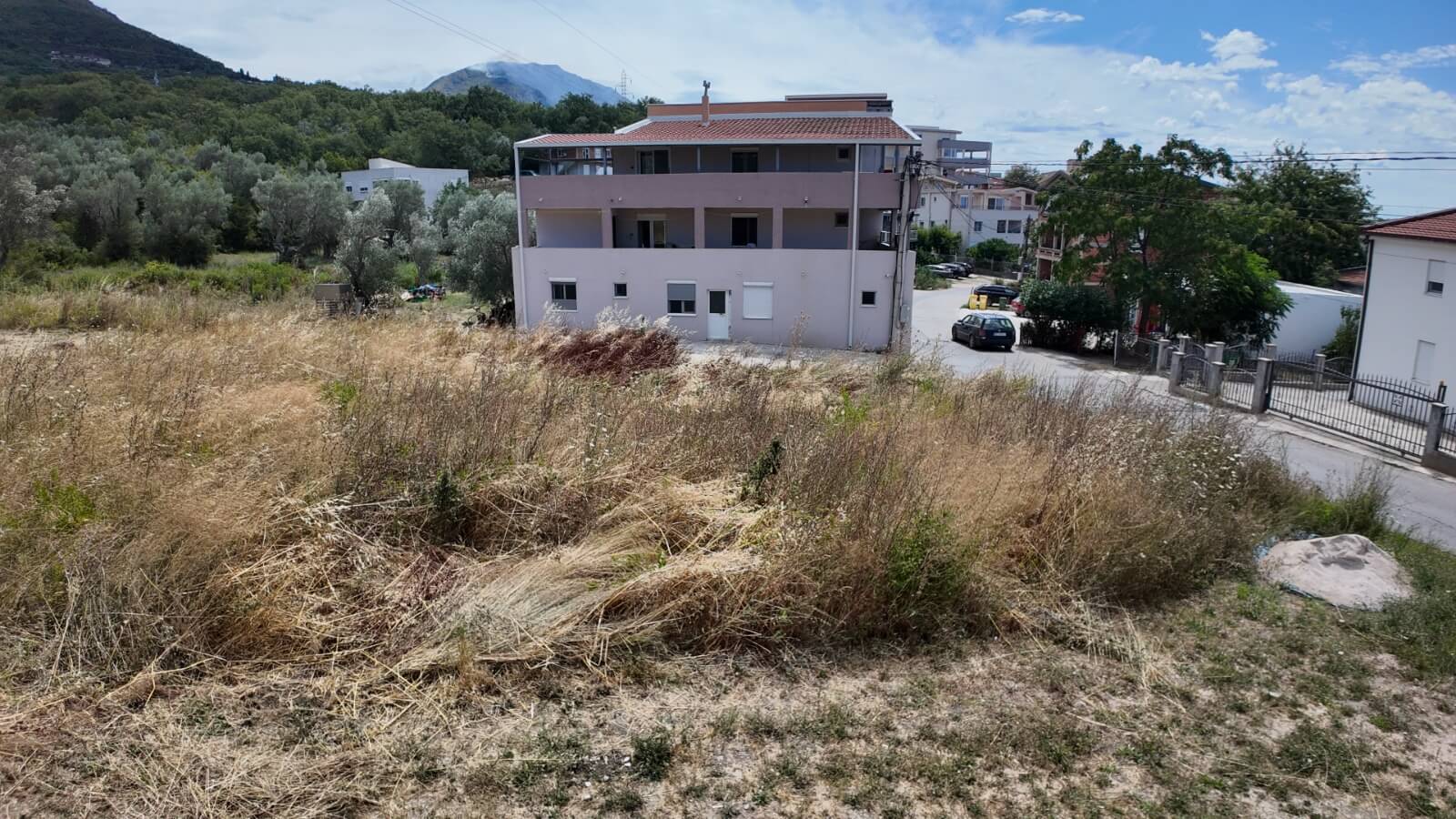 Großzügiges Grundstück mit Meerblick in Bjeliši/ Bar zum Kauf – B100