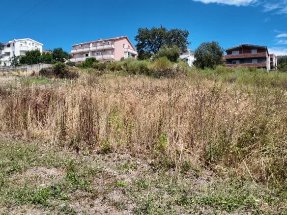 Großzügiges Grundstück mit Meerblick in Bjeliši/ Bar zum Kauf – B100
